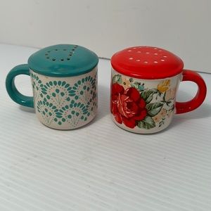 Pioneer woman salt and pepper 3 inches tall